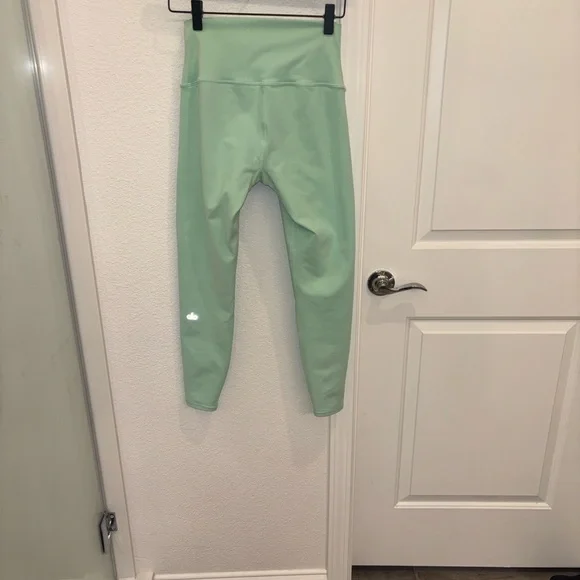 ALO Yoga 7/8 Airbrush Spearmint Leggings - Small - Picture 6 of 8